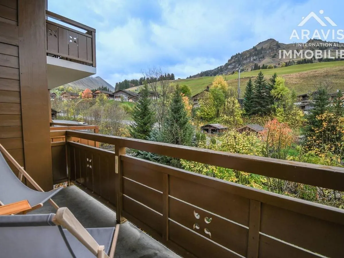 Appartement Cosy 4 Pers, Balcon Sud, Pied Des Pistes, Village Chinaillon - Fr-1-391-166 Le Grand-Bornand 0*,  France